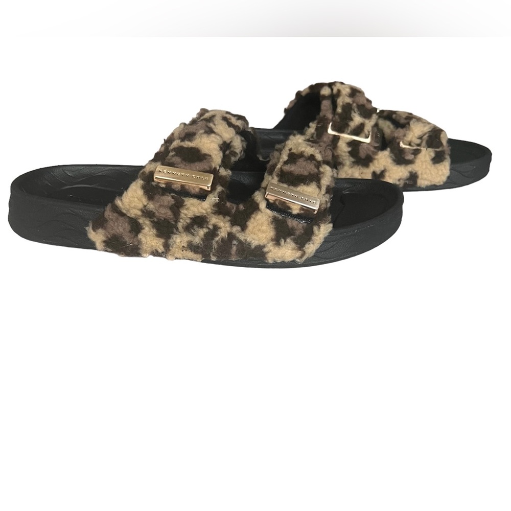 Kenneth Cole New York Nova Leopard Two Band Cozy Slides Sandals Women's Size 6